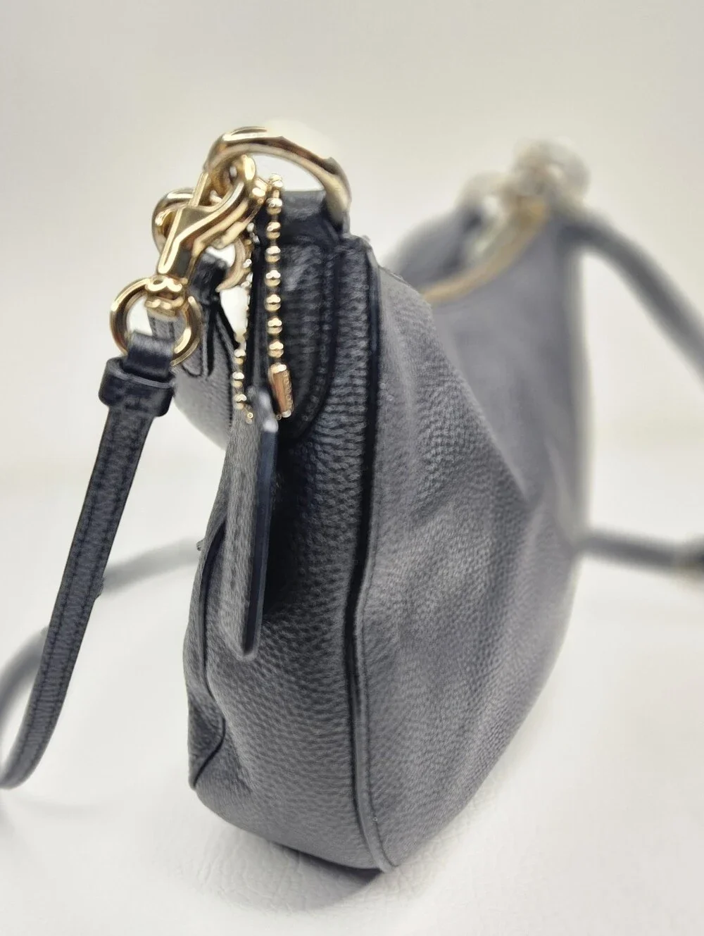 Authentic Coach Chelsea Convertible Hobo Crossbody Shoulder Bag Black Leather